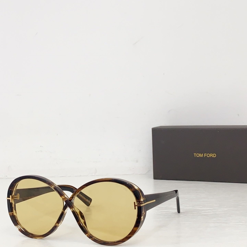 TOM FORD